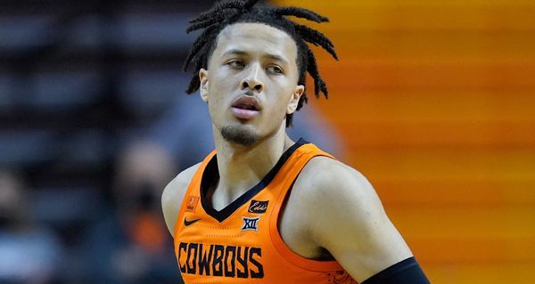 赛场上技压 赛场上技压