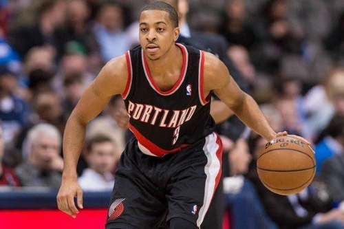 轻的前锋 轻的前锋