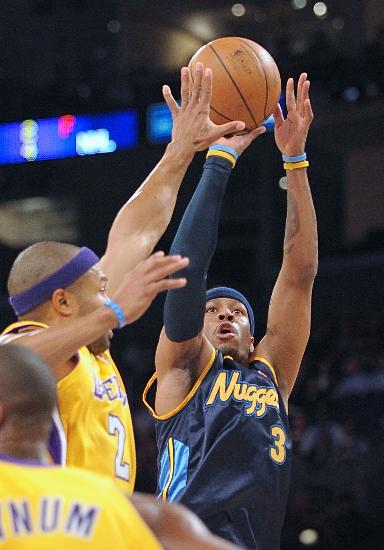 赛站稳脚跟 赛站稳脚跟