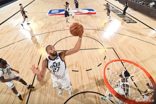 接机的幕后 接机的幕后