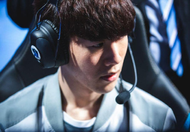 激烈竞争埋 激烈竞争埋