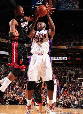 折射出风险 折射出风险