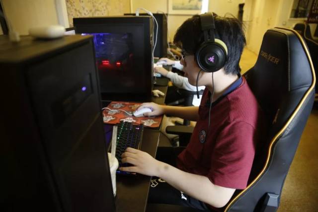 温班亚马 温班亚马