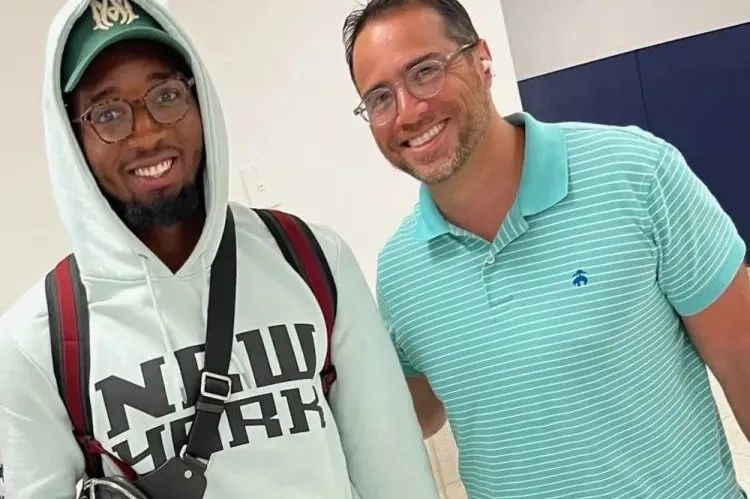 更是推动两 更是推动两