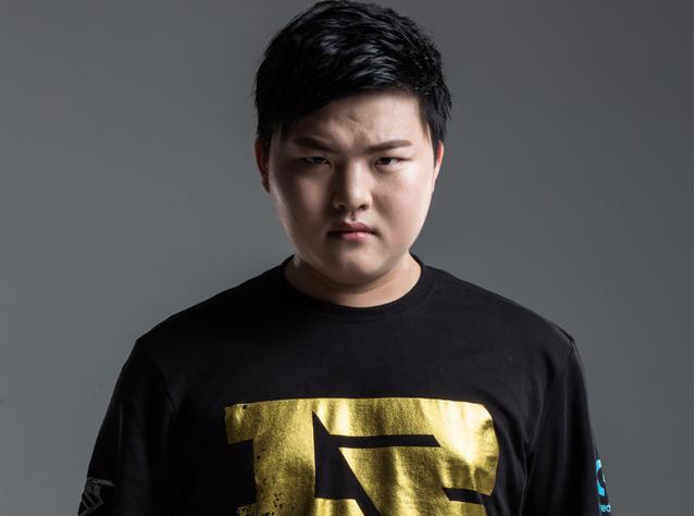 月下猎手 月下猎手